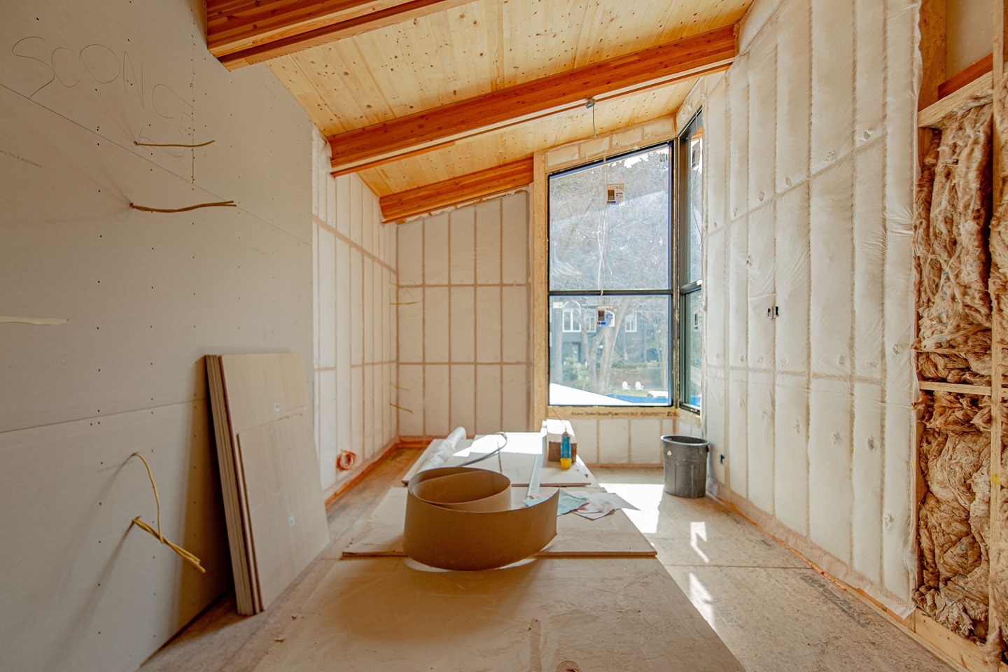 Site of this home's future bunk room! ⁠
With those windows and that ceiling, it's already a stunner.⁠
⁠
Architect+Design @breckstudio⁠
Photo cred @caseychap